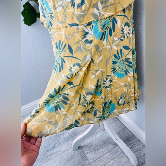 St John Dandelion Floral Silk Two Piece Pleated Silk Skirt Set - Picture 3 of 12